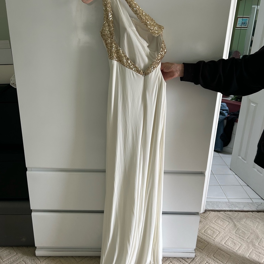 Glamorous One-Shoulder Gold and Cream Dress - Picture 5 of 7